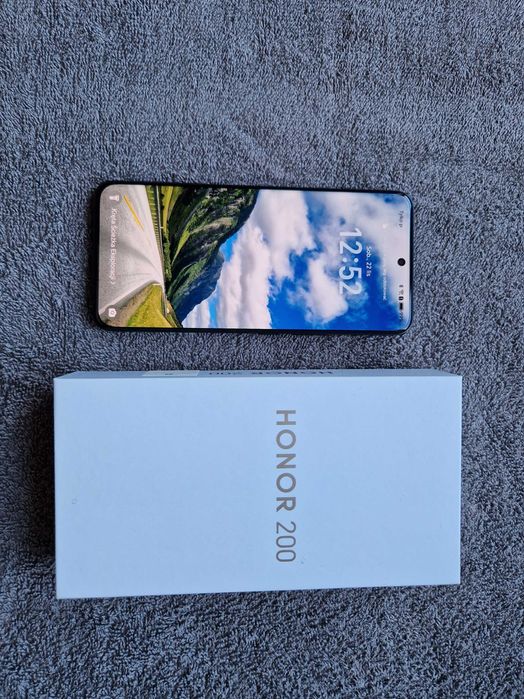 Honor 200 5G 8/256 E-SIM gwarancja 12/2026