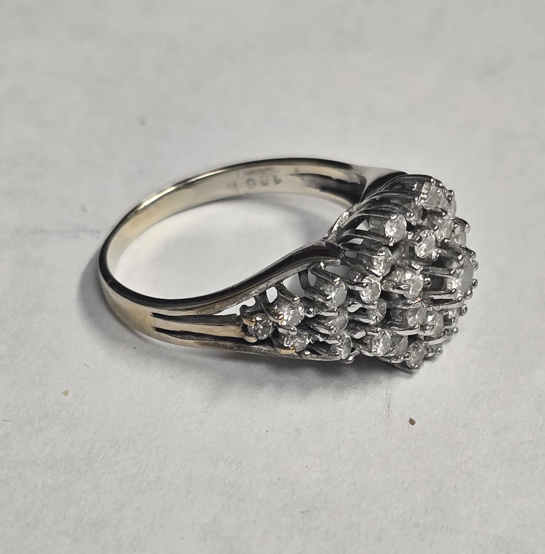Pierścionek złoty z brylantami 1.0 ct p.585 certyfikat roz.18