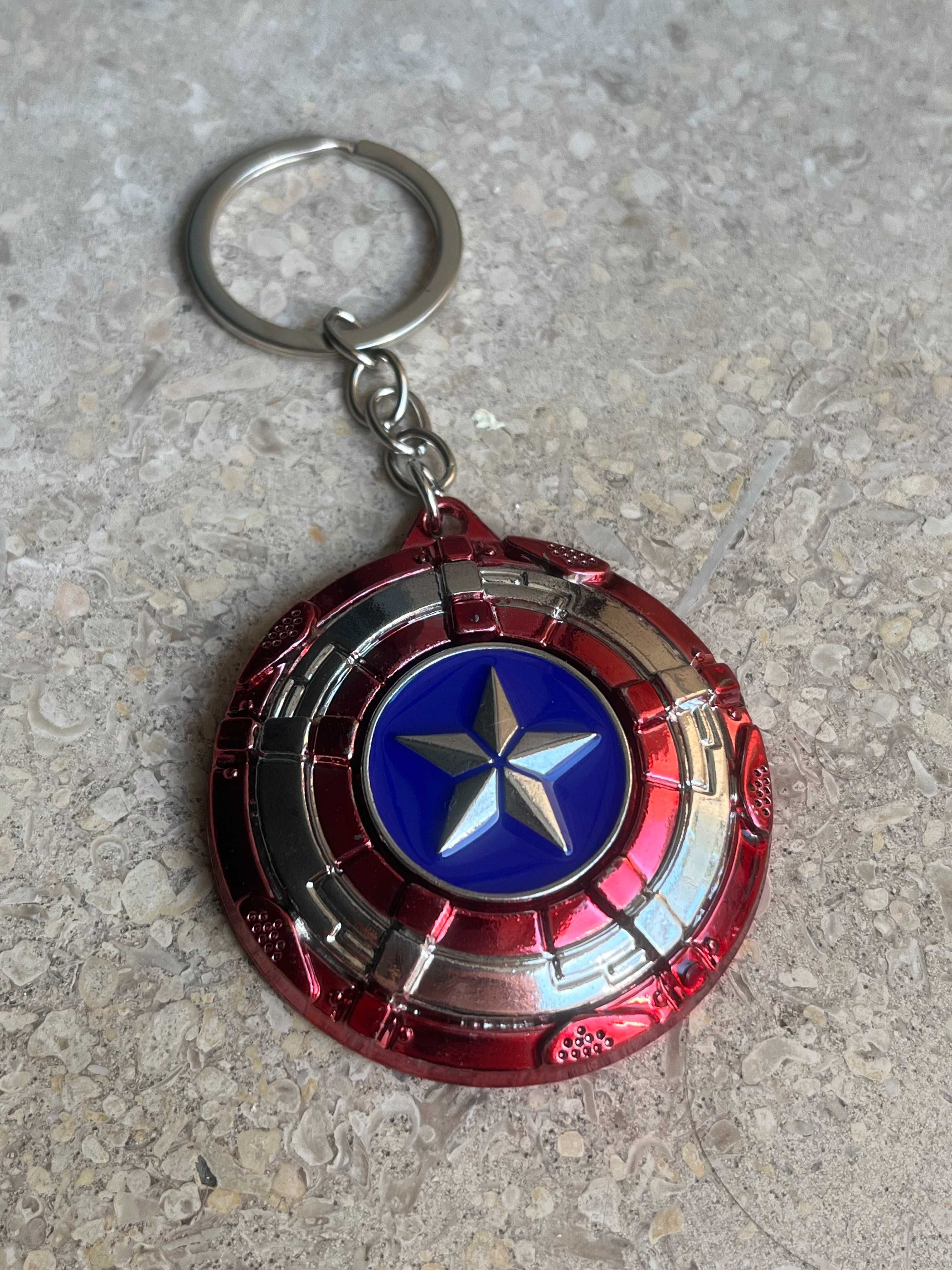 Porta-Chaves "Escudo Vermelho/Azul" - Novo, Selado