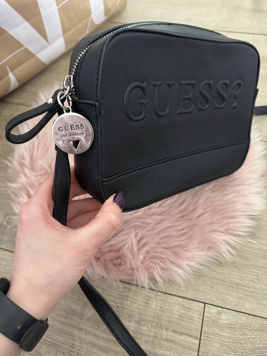 Torebka czarna guess nowa