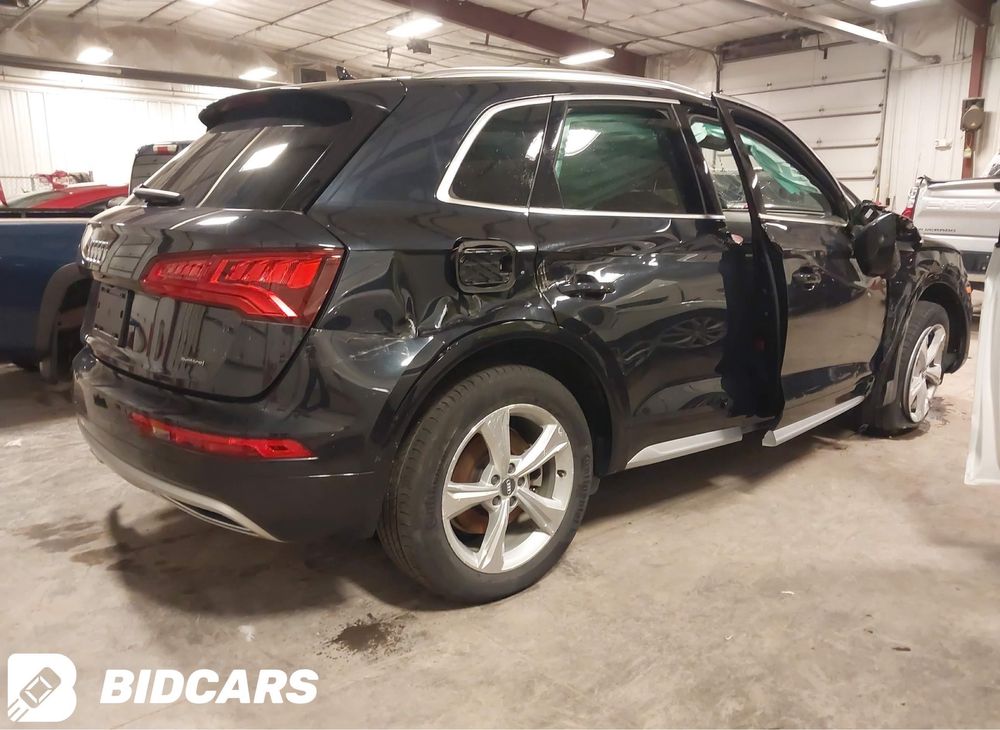 Audi Q580A 2.0tfsi з сша в наявності