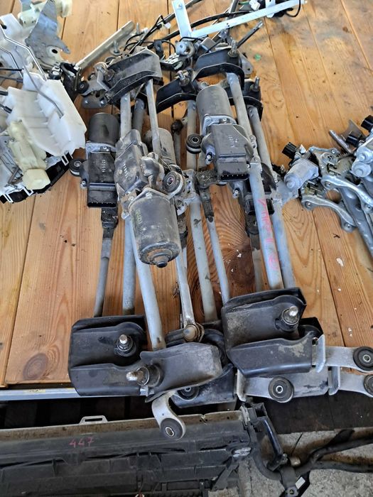 ISUZU D-MAX II mechanizm wycieraczek przód