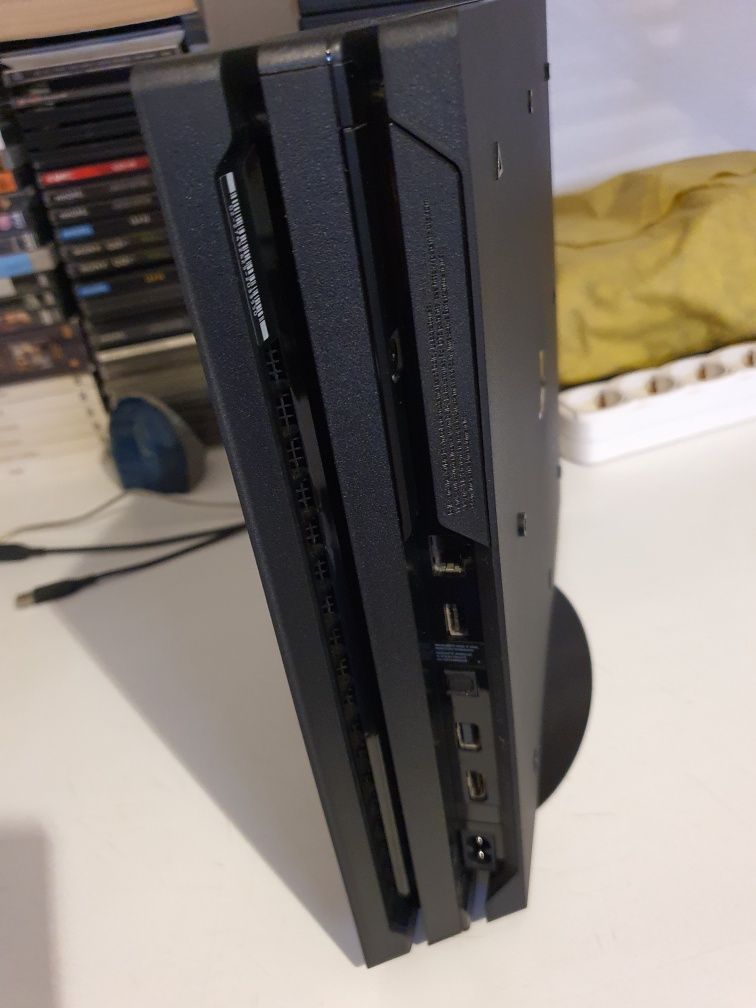 Consola playstation PS4 Pro