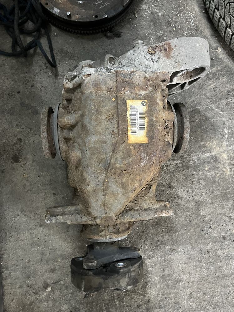 Dyfer most tyl tylny bmw e90 e91 e92 2.93 x drive 330xd 4x4