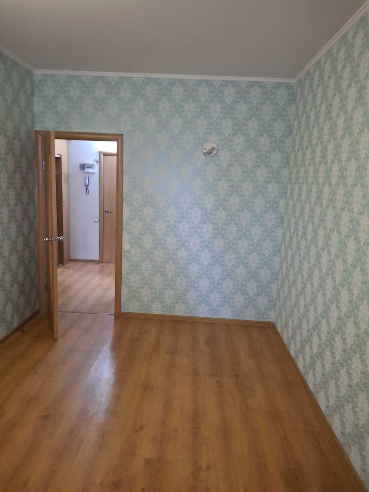 (13/4)  ТЕРМІНОВО! Продам простору 1-кімн квартиру в Одесі на Таїрова