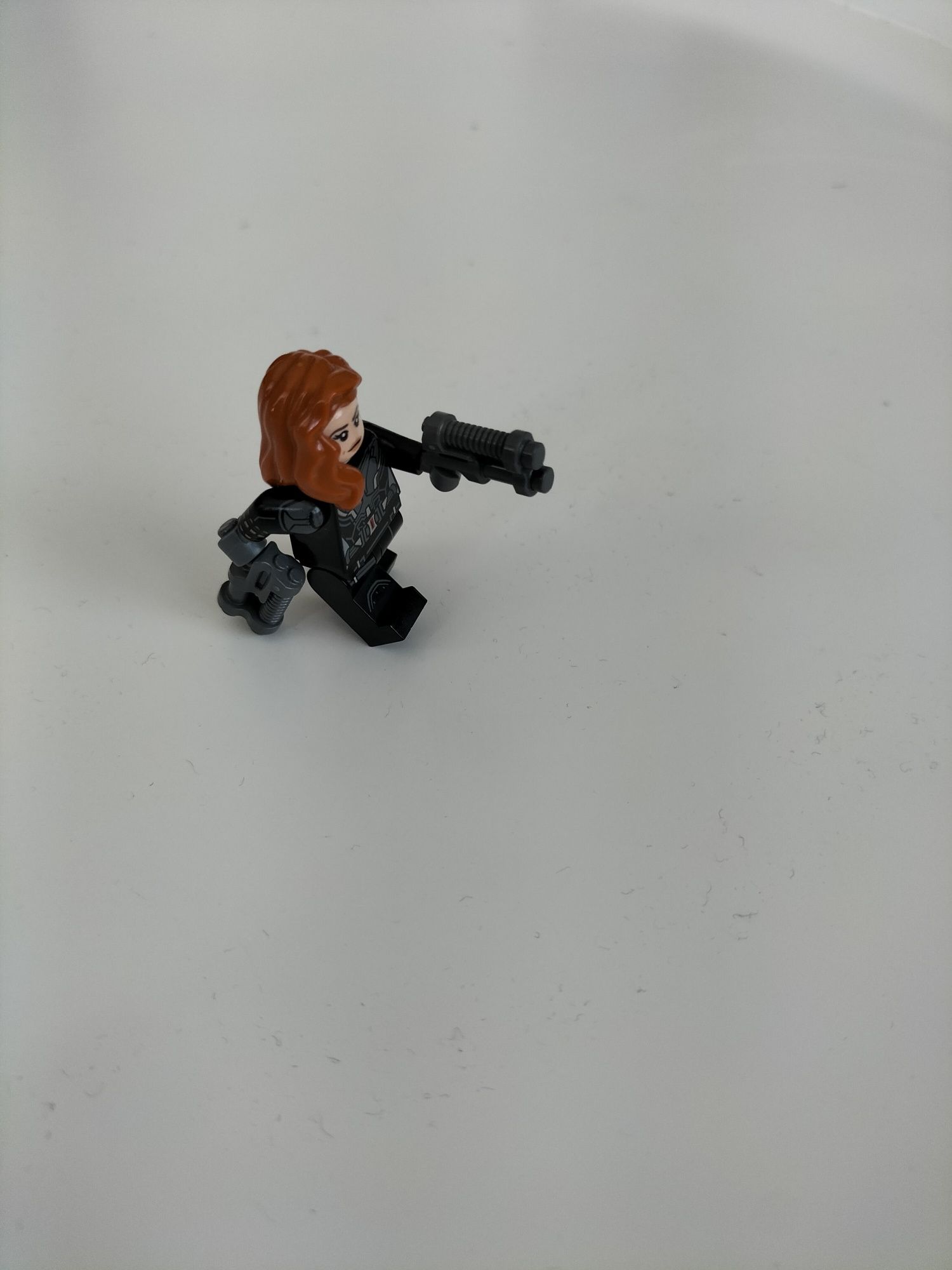 Oryginalna mini figurka LEGO Avengers- Czarna Wdowa