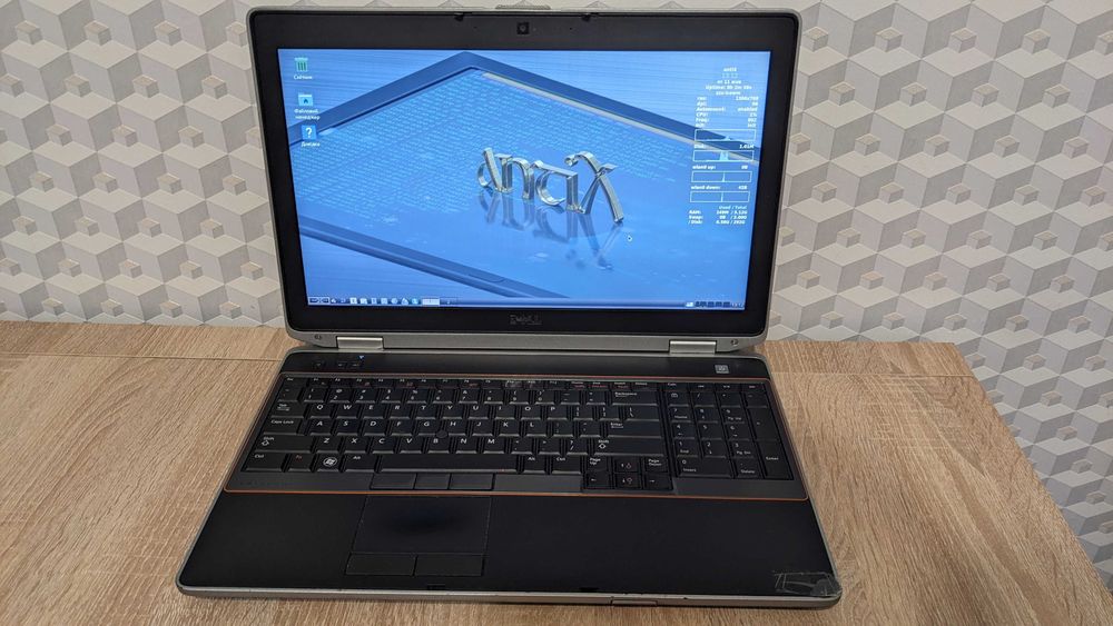 Ноутбук Dell Latitude E6520/15.6" HD/Intel i5 2540m/4гб/320Гб/Linux