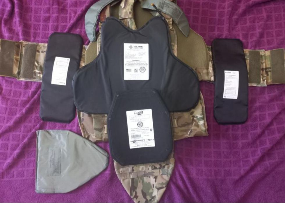 Жилет мультикам, повний комплект