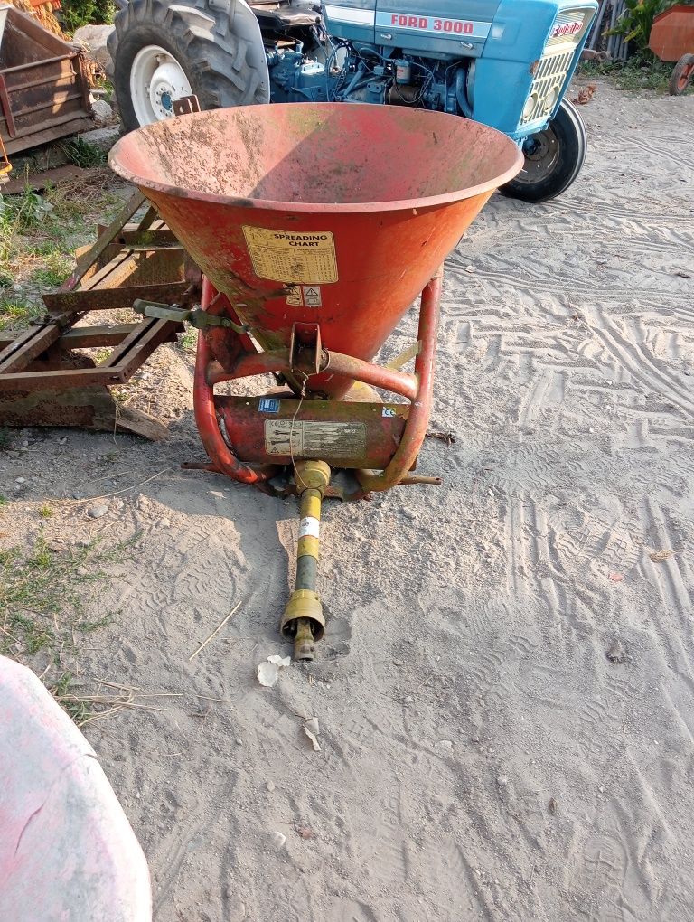 Distribuidor de adubo