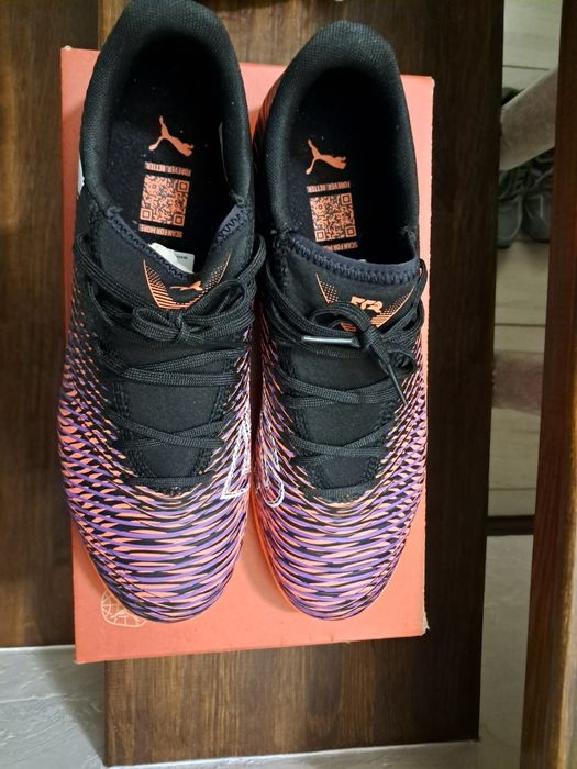 Кроссовки Сороконожки Puma Future 8 Play TT 108378 01