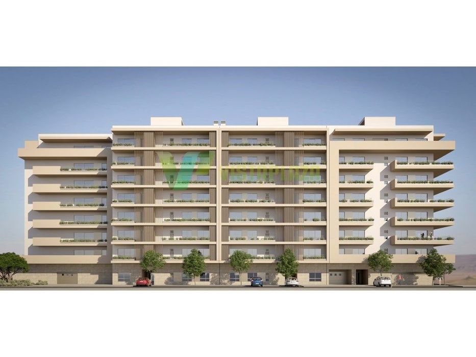 Apartamento T2 novo com garagem no centro de Portimão