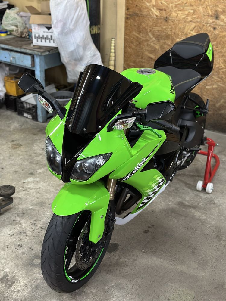 Продам Мотоцикл Kawasaki zx10r