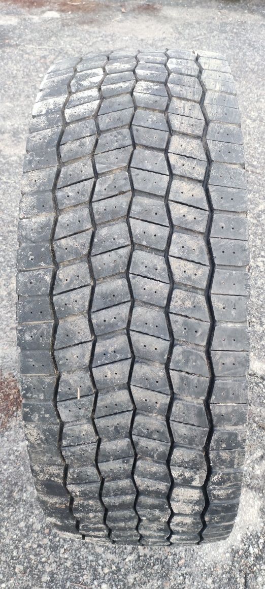 Шина 315/70/22.5 Pneu Laurent (Michelin)i