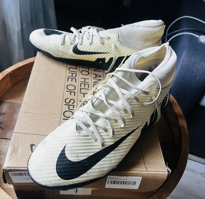 Nike Performance MERCURIAL 9 CLUB TF - Korki Turfy - lemonade/black