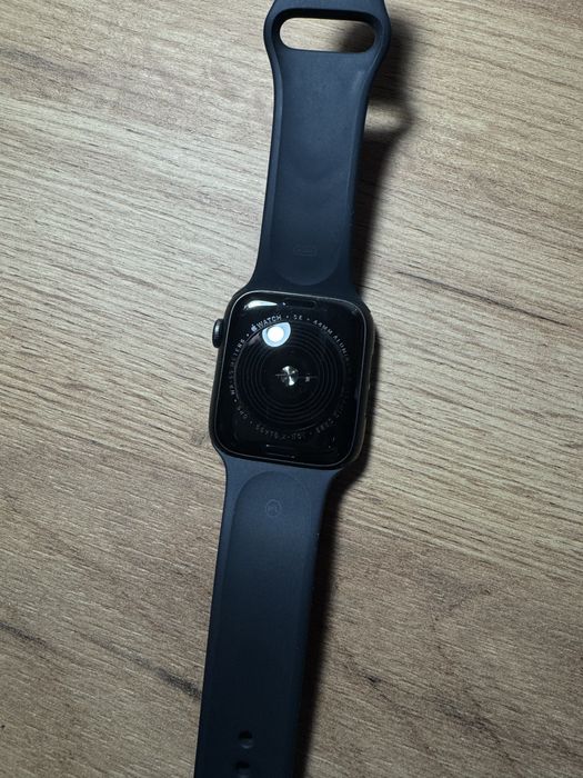 Годинник Apple Watch SE GPS 44mm