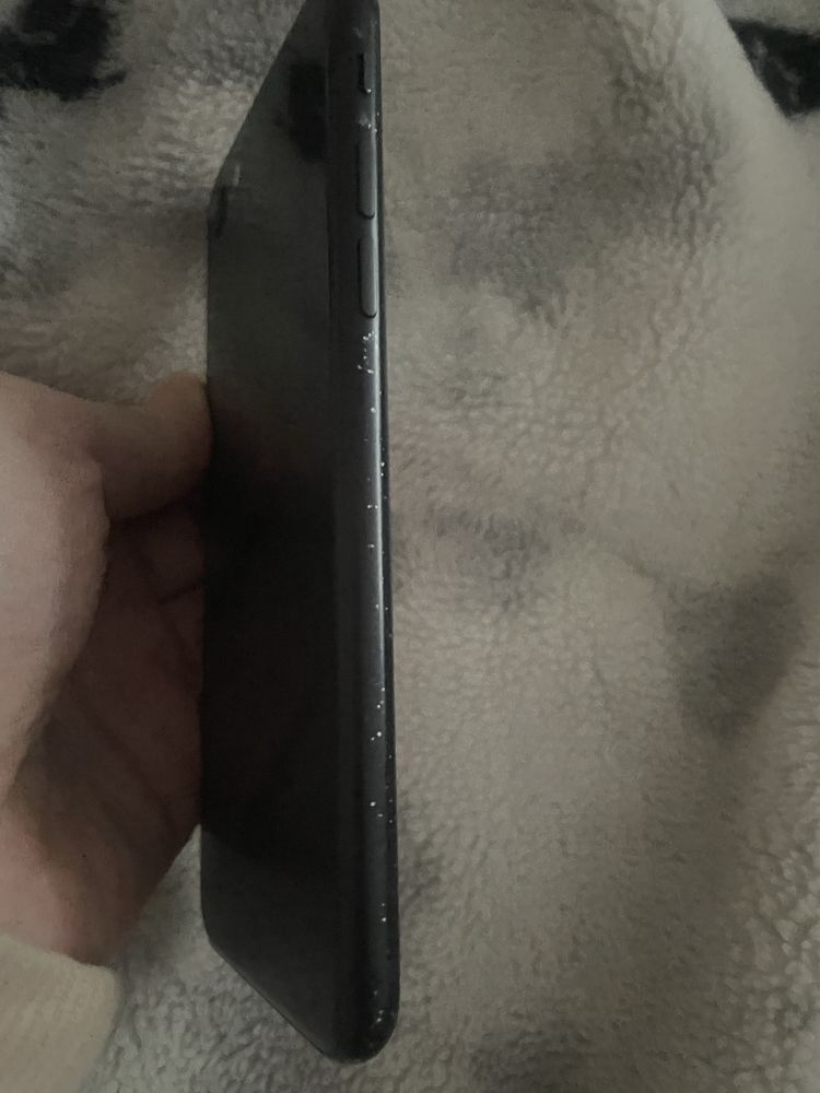 iPhone SE (2020)
