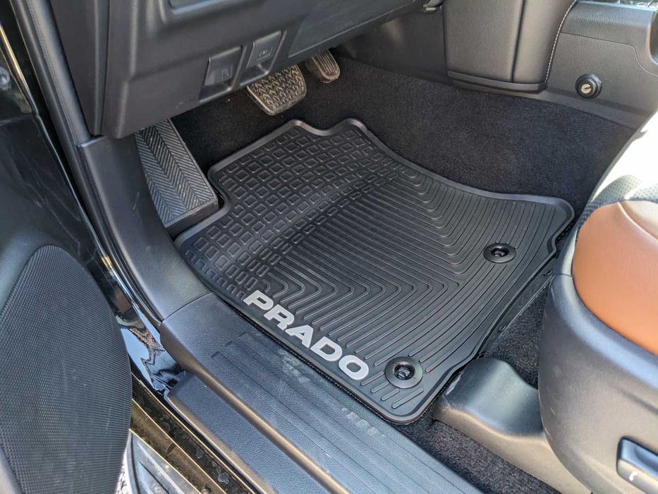 Гумові килимки в салон Toyota Land Cruiser Prado 150 Тойоту Прадо 150