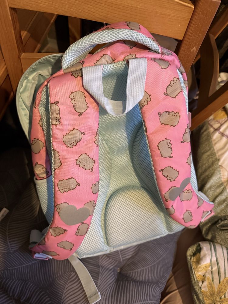 Plecak pusheen stan b. Dobry