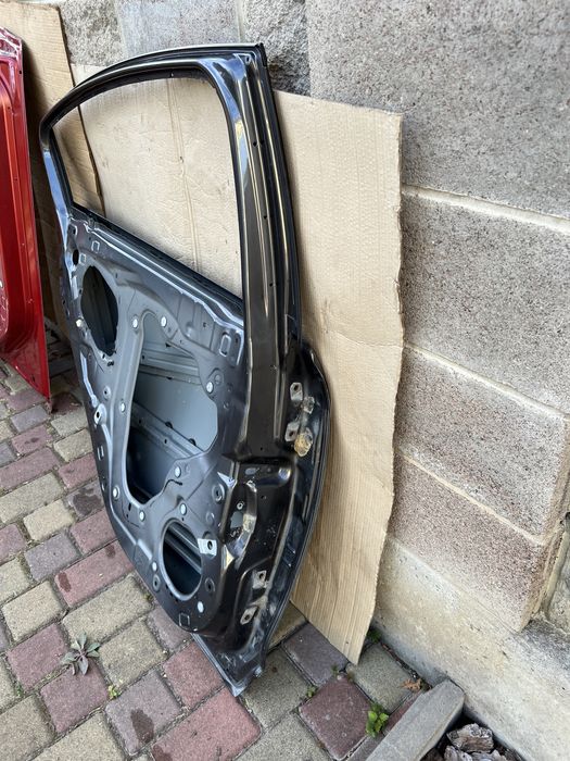 Mazda 6 ліві двері передні і задні  2013-2018