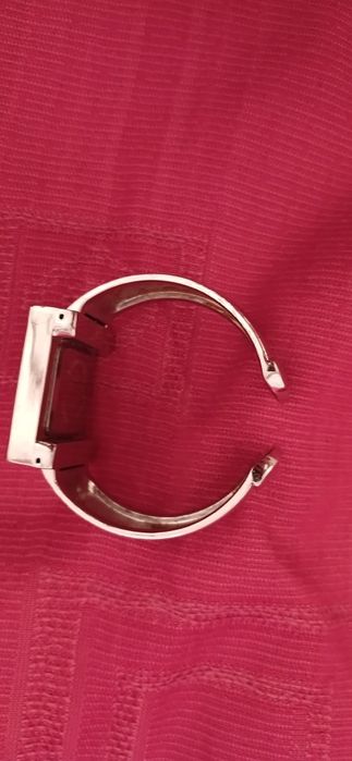 Годинники жіночі GUCCI, гарний стан!