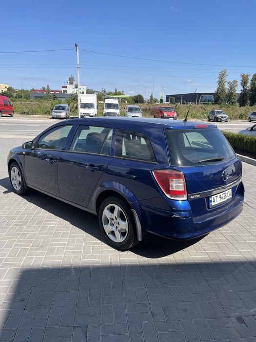Опель Астра 1,7 дизель 2011