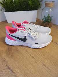 Buty sportowe NIKE,oryginalne