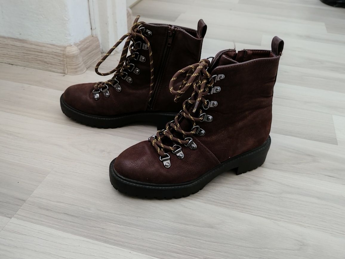 Przepiękne botki Primark 36