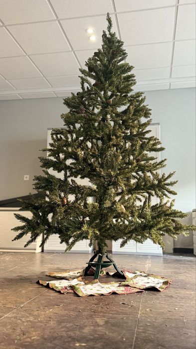 Árvore de Natal 2,10M