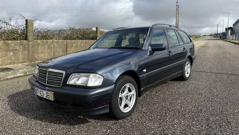 Mercedes-benz c200D station