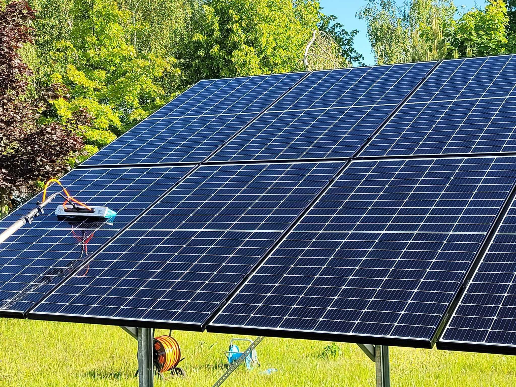Mycie paneli fotowoltaicznych, szyb i elewacji wodą demineralizowaną