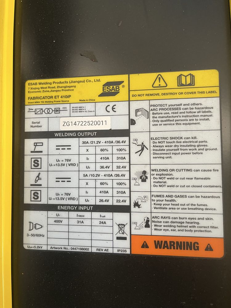 ESAB Fabricator  ET 410iP (máquina de soldar/ Welding machine)