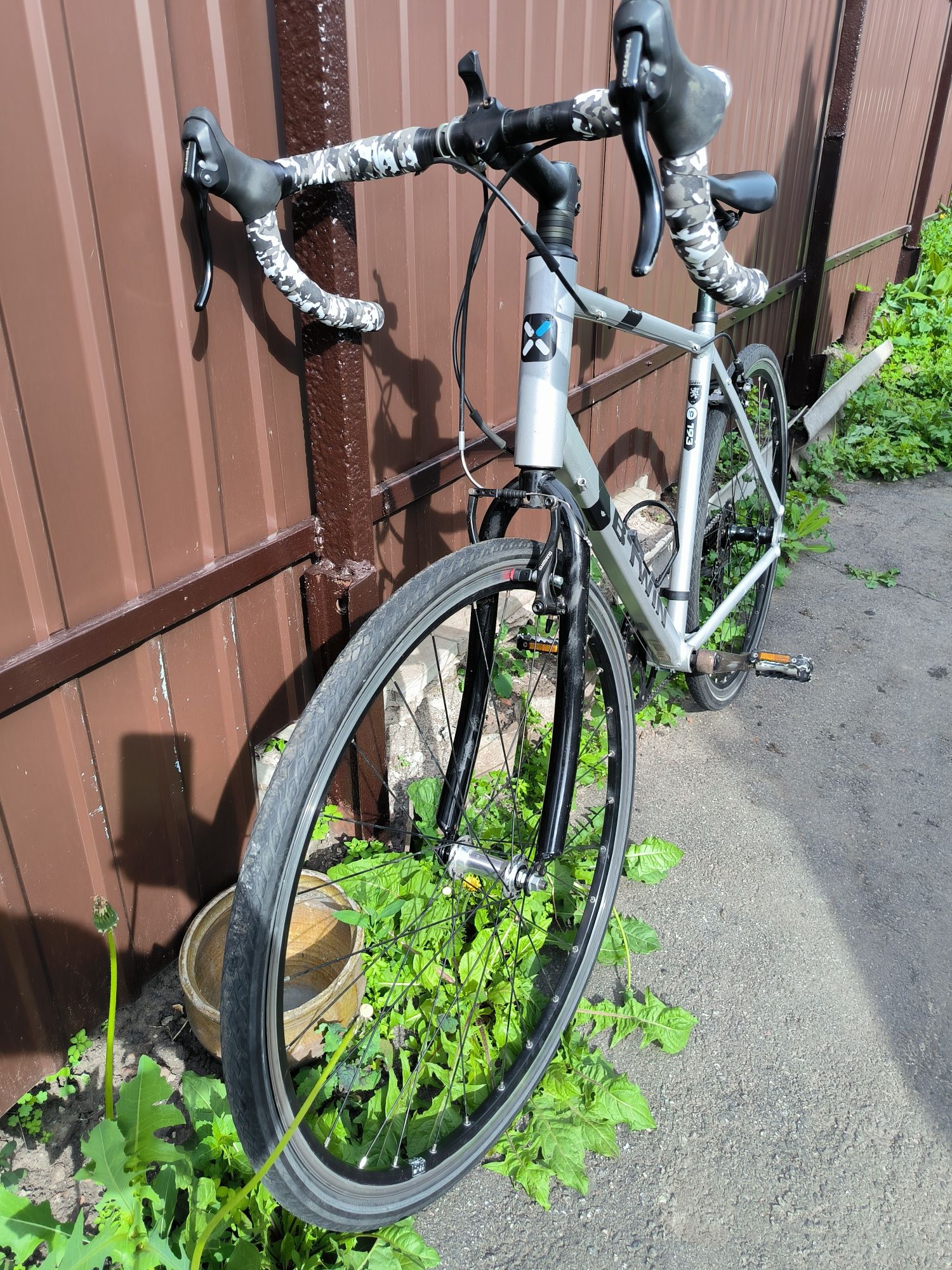 Велосипед btwin triban 100 шоссе