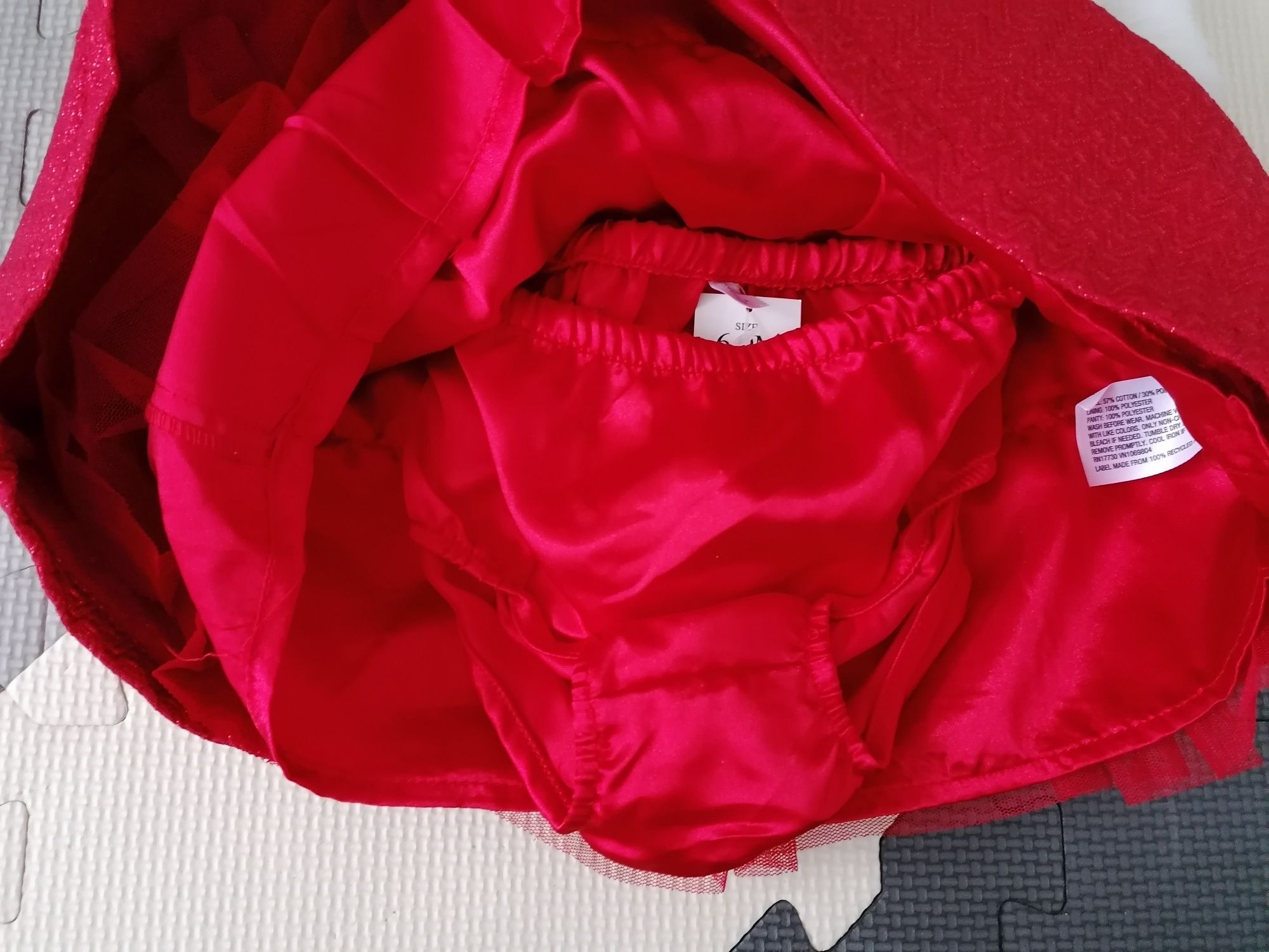 Nowa czerwona sukienka Cat&Jack 74 +futerko sesja