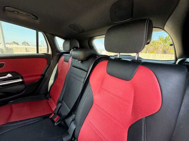 2021 Mercedes-Benz GLA