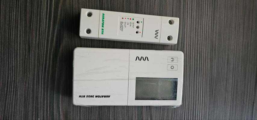 Термостат бездротовий  Auraton 2025  RTH