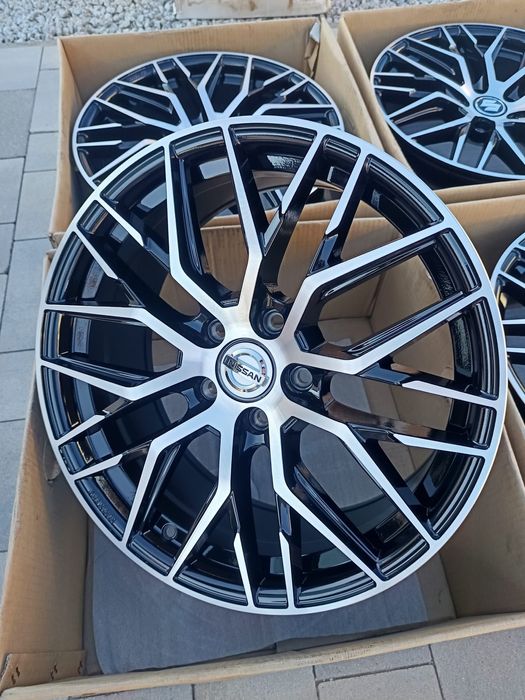 #MA4 Alufelgi R18 5x114,3 Nissan Altima Maxima Juke Sentra Qashqai
