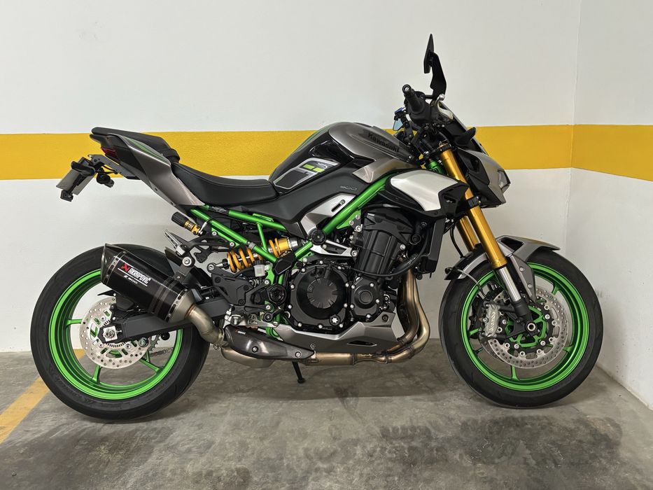 Kawazaki Z900 SE PERFORMANCE 2025