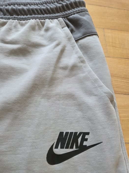 Dresy Nike Tech Fleece XS spodnie dresowe