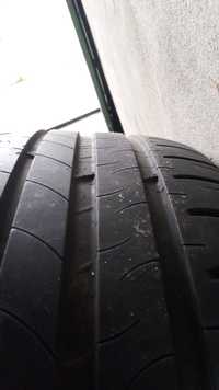 Pneu Michelin 16