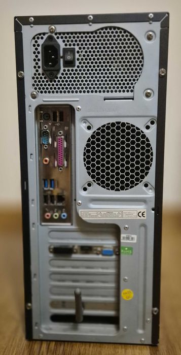 Komputer i5-3570 3.4 GHz, RAM 8GB, SSD 480 GB, NVIDIA GF GT7300