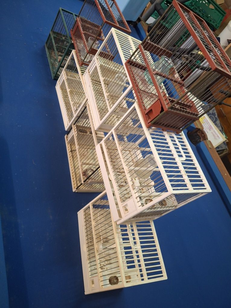 Vendo gaiolas de canto