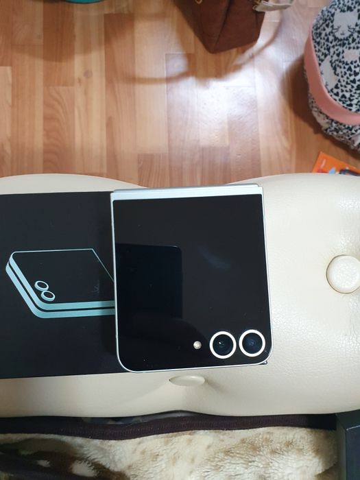 Samsung flip 6 оригинал