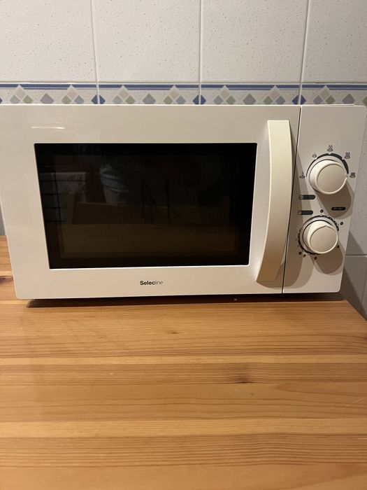 Microondas com descongelação