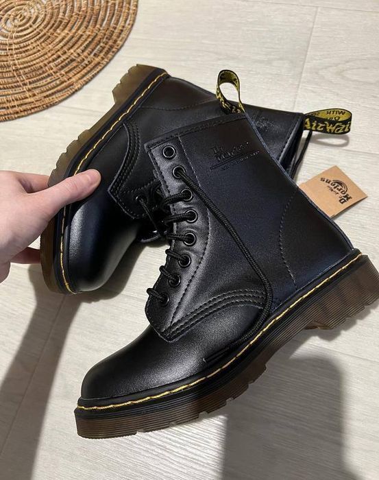 Новые натуральные кожаные ботинки (35)