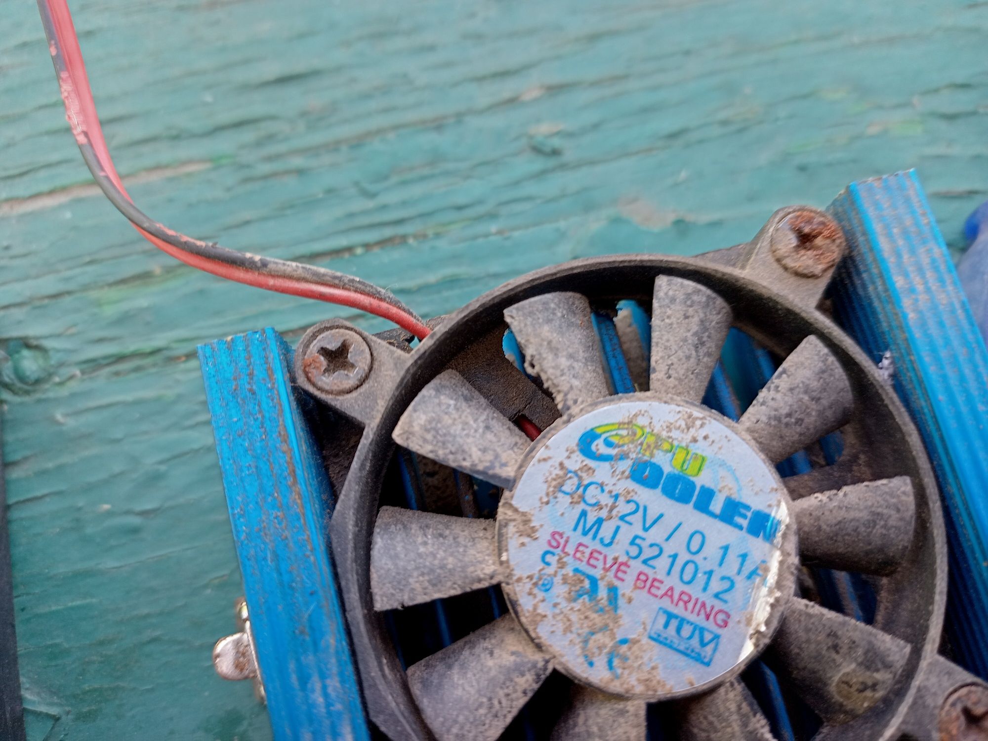 Продам кулер 12v
