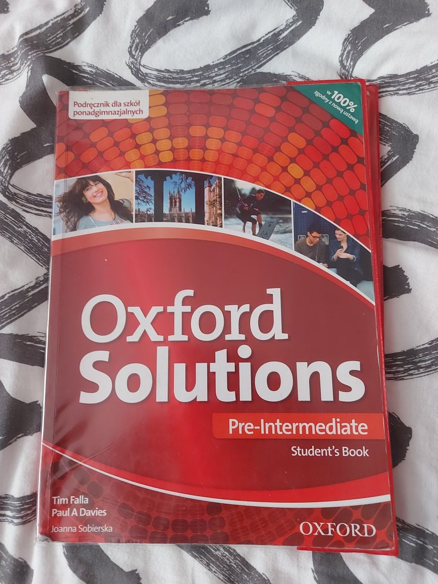 Oxford Solutions Pre-Intermediate Książka + Ćwiczenia