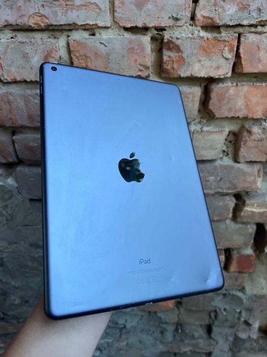 ipad 7 32gb WI-FI