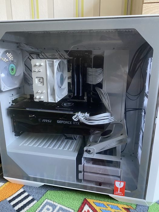 Komputer gamingowy – Ryzen 5 7500F / RTX 3070 / 32 GB RAM / SSD + NVMe