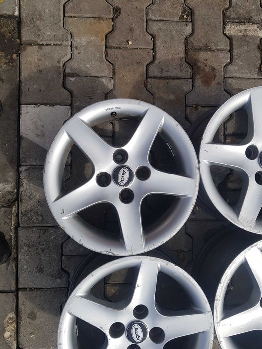 Felgi Aluminiowe Alu Alufelgi 4x108 15 7J ET 35 Audi 80