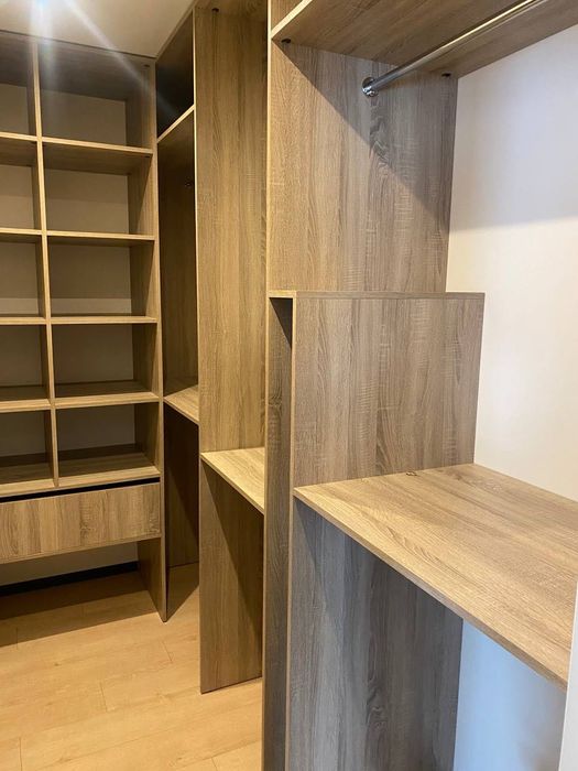 Плюти- Сучасний будинок з автономним електроживленням